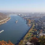 度假居 Uitzicht Op De Pellenz *